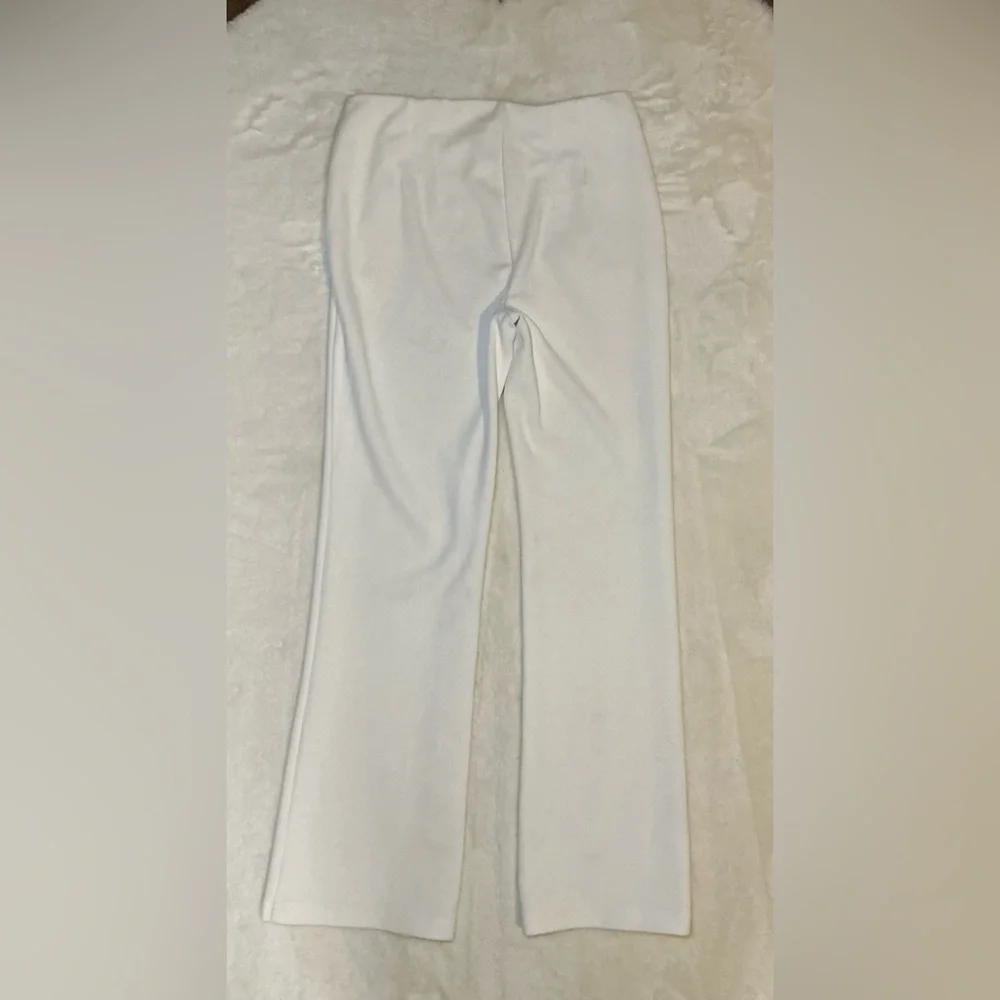 Elegant White Trousers - Picture 3 of 6